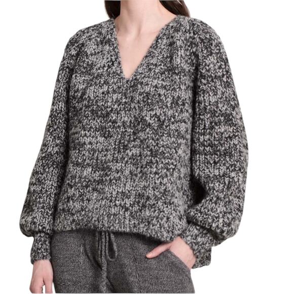 NWT Eleven Six Tess Sweater Salt & Pepper Alpaca Chunky Knit V-Neck – Sz S - Picture 3 of 9